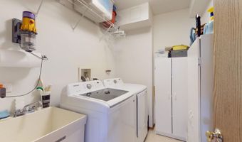 201 N Vail Ave 207, Arlington Heights, IL 60004