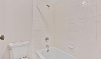 5300 COLUMBIA Pike 904, Arlington, VA 22204