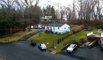 25 Henso Dr, Danbury, CT 06811