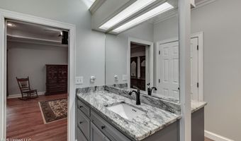 209 Lake Terrace Pl, Brandon, MS 39047