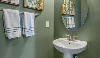41833 WALDEN KNOLL Ct, Aldie, VA 20105