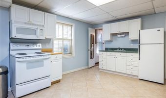 1067 Hess Dr, Avondale Estates, GA 30002