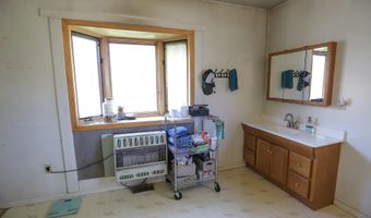 610 East Ln, Dayton, WY 82836