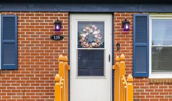 135 Brown St, Appomattox, VA 24522