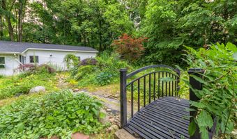 990 River St, Allegan, MI 49010
