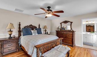29 Tupelo Rd, Bayville, NJ 08721
