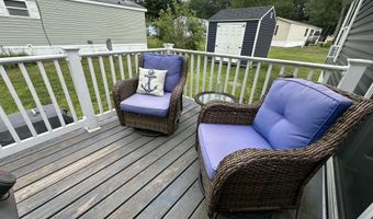 25 Park Ln, Arundel, ME 04046