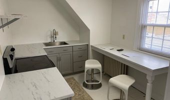 101 S 7TH St, Akron, PA 17501