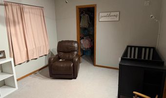 850 E Mill St, Akron, IA 51001