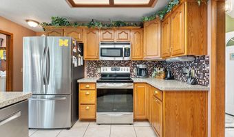 2014 Jonathan St, Kendallville, IN 46755