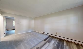 124 Allen Dr 1, Ann Arbor, MI 48103