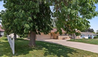 630 W CAPITOL Dr, Appleton, WI 54911