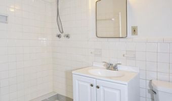 7024 RICHARD Dr, Bethesda, MD 20817