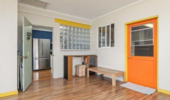 396 Kahiki St, Kahului, HI 96732