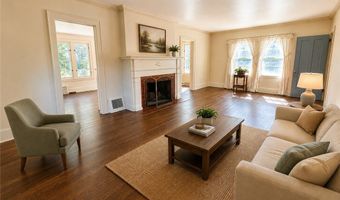 950 Merriman Rd, Akron, OH 44303