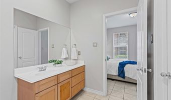 15759 Seabolt 44, Addison, TX 75001