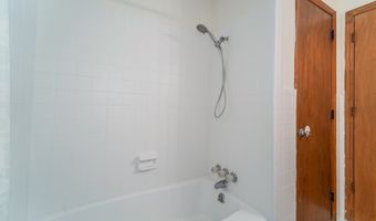 102 Lucerne, Baxley, GA 31513