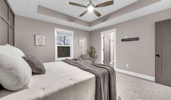 10886 Douglas Dr, Allendale, MI 49401