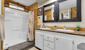 191 Bear Wallow Rd, Cascade, ID 83611