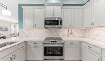 5438 SUNSET FALLS Dr, Apollo Beach, FL 33572