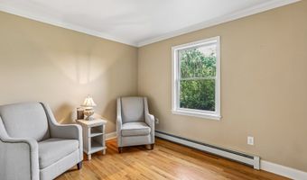 1 Sylvan Rd, Danbury, CT 06811