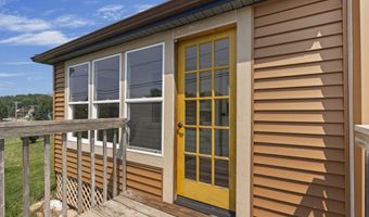 402 E Broadway, Rock Springs, WI 53961