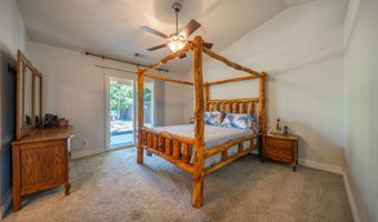 3388 Oak St, Anderson, CA 96007