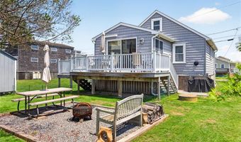 6 Arbeth Ave, Narragansett, RI 02882