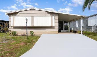 637 Wedelia Dr, Barefoot Bay, FL 32976