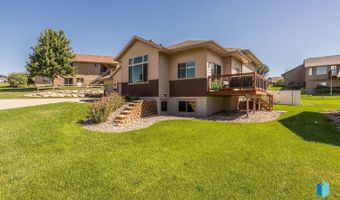 808 N Quartz Ave, Brandon, SD 57005