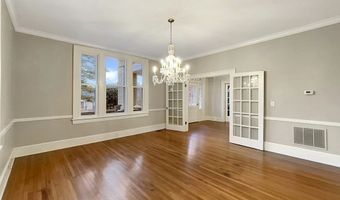 107 GREENVILLE St, Abbeville, SC 29620