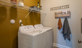 326 Oak Meadow Ln, Angier, NC 27501