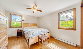 36 Lennox Ave, Amherst, NY 14226