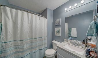 3166 SW Arlan Ln, Ankeny, IA 50023