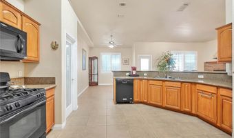 15095 Douglas St, Apple Valley, CA 92307