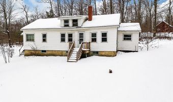 7 Frog Holler Ln, Augusta, ME 04330