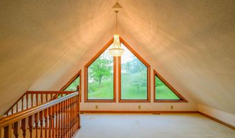 6300 Jonathan Ln, Albany, OH 45710