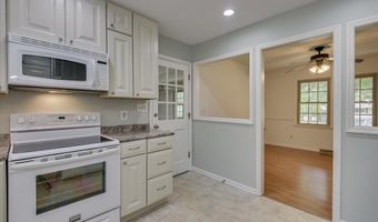 10 Deerwood Dr, Aiken, SC 29803