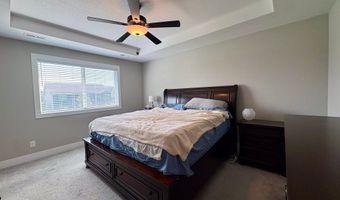 2419 NW Applewood St, Ankeny, IA 50023