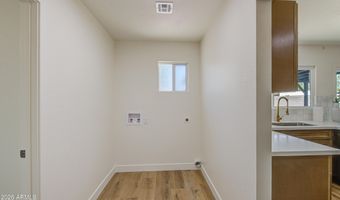 3654 W Carla Vista Dr, Chandler, AZ 85226