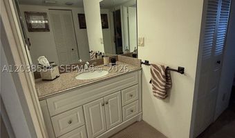 20335 W Country Club Dr 1105, Aventura, FL 33180