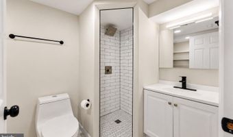 3315 S STAFFORD St, Arlington, VA 22206
