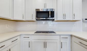 43801 MIDDLEWAY Ter, Ashburn, VA 20147