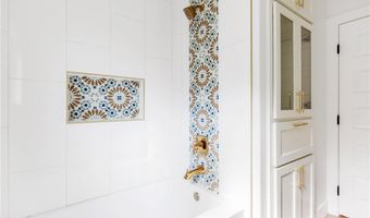 835 S 8th St, Aransas Pass, TX 78336