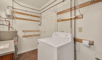 226 W Union St, Athens, OH 45701