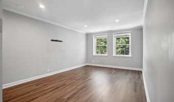 4815 31ST St S B1, Arlington, VA 22206