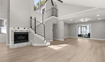 200 ALPINE St, Altamonte Springs, FL 32701