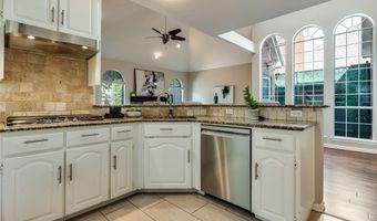 3840 Azure Ln, Addison, TX 75001