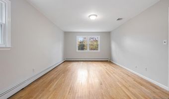 20 Dogwood Dr, Allendale, NJ 07401