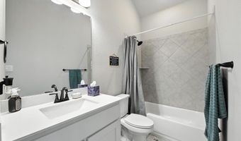 1089 Flagstone Dr, Weatherford, TX 76085